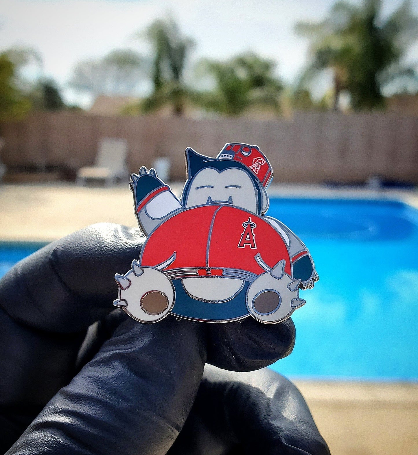 Snorlax Fan enamel pin