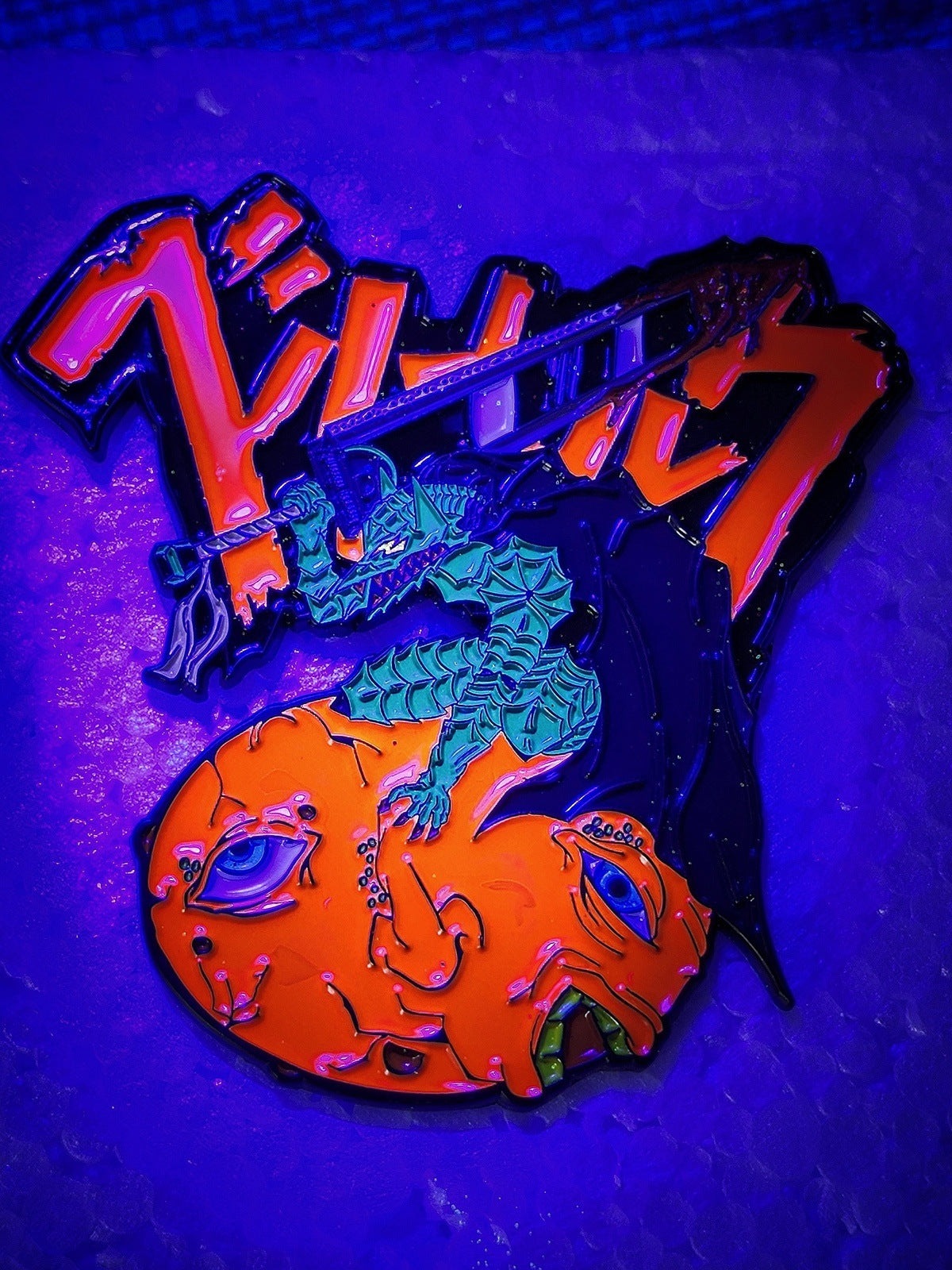 Behelit Struggler - enamel pins