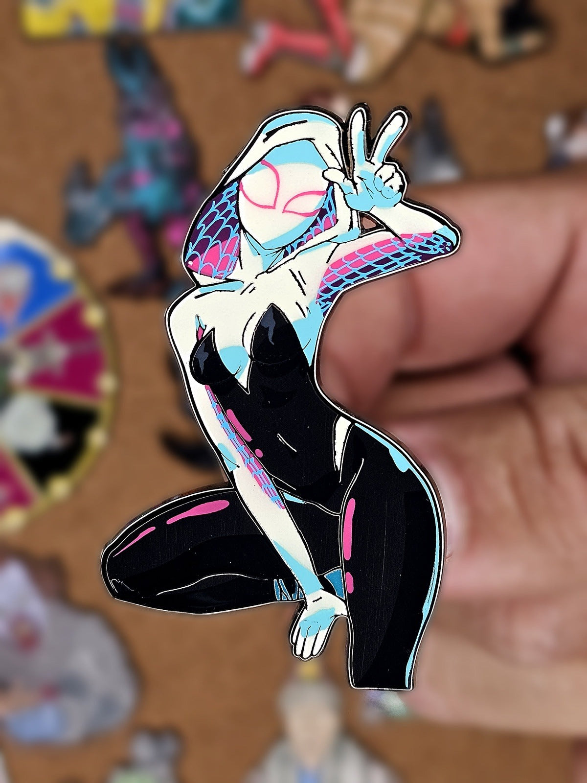 Spider Gwen enamel pin