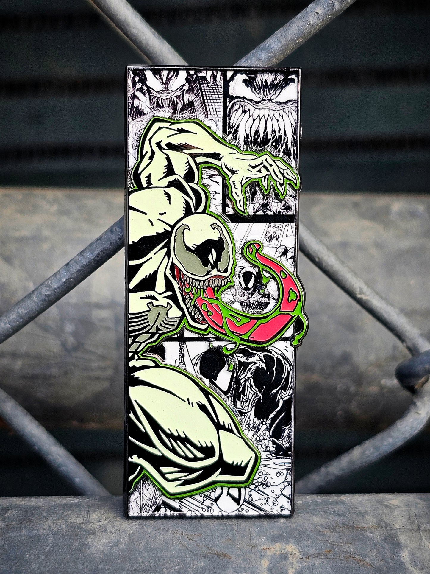 Symbiote Comic strip Enamel Pins