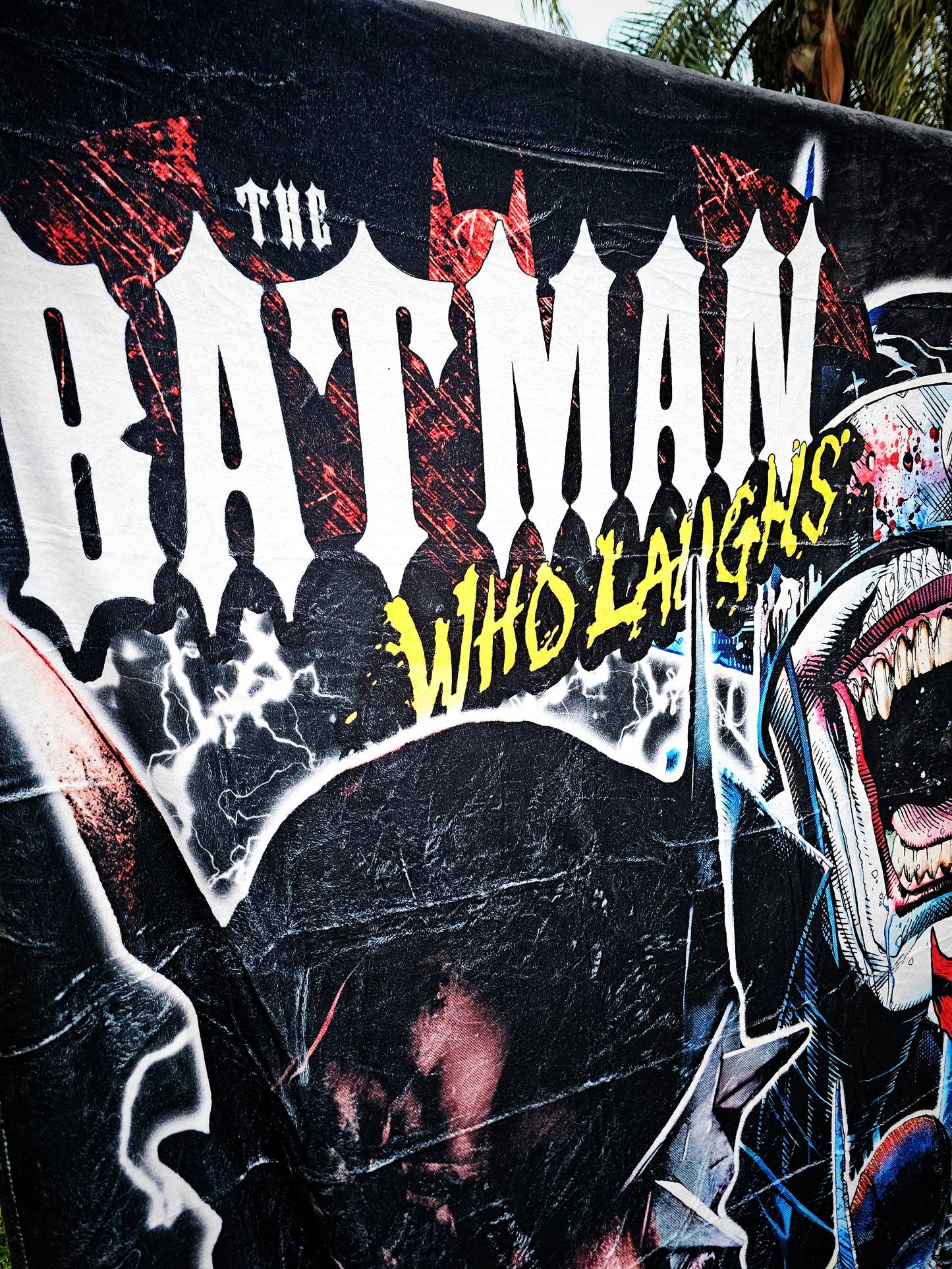 The Bat Who Laughs Blanket
