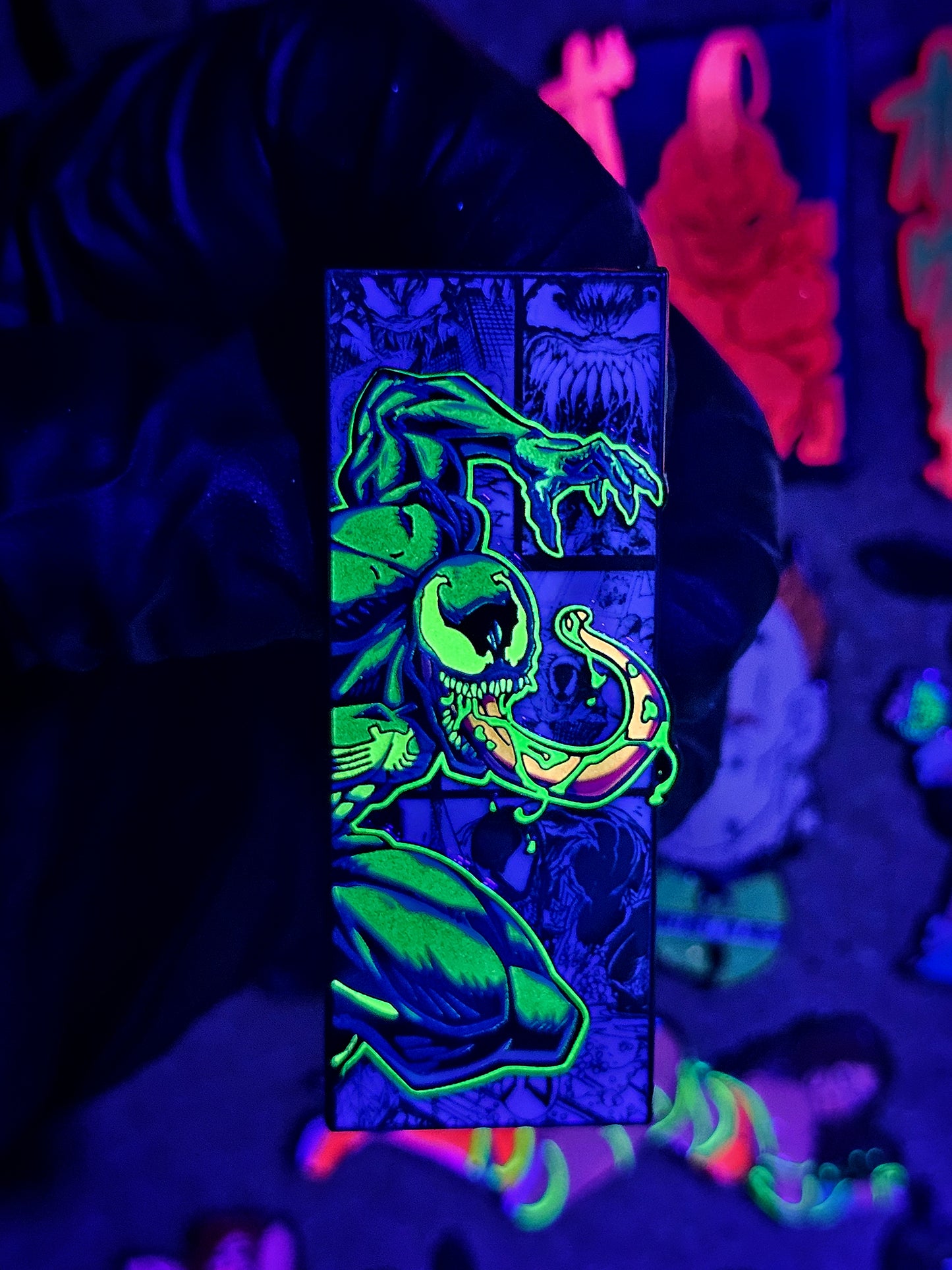 Symbiote Comic strip Enamel Pins